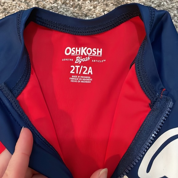 OshKosh B’Gosh Toddler Swim Rash Guard Top - Picture 4 of 6